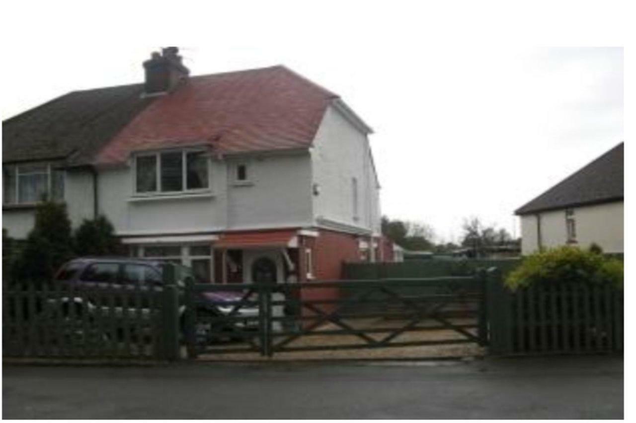 Maidstone Family Homes Upper Road Cottage Экстерьер фото