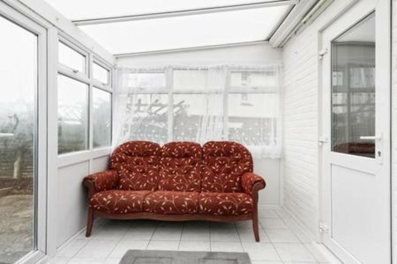 Maidstone Family Homes Upper Road Cottage Экстерьер фото