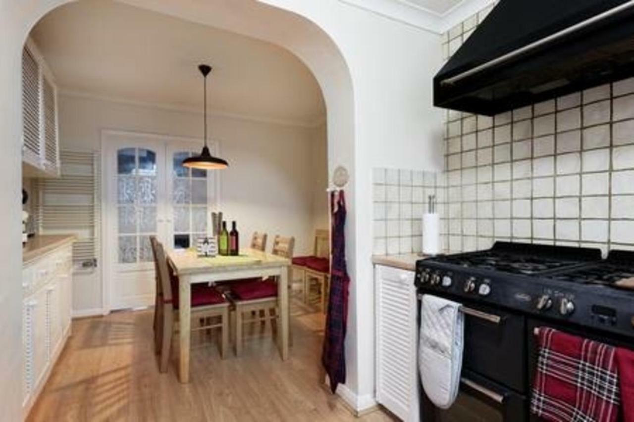 Maidstone Family Homes Upper Road Cottage Экстерьер фото