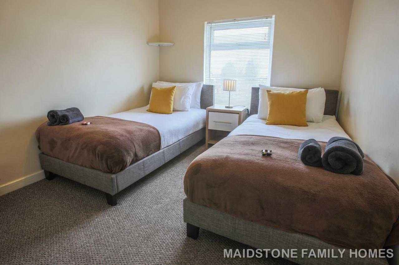 Maidstone Family Homes Upper Road Cottage Экстерьер фото